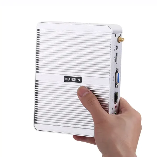 mini pc intel i3 4G RAM 64G SSD